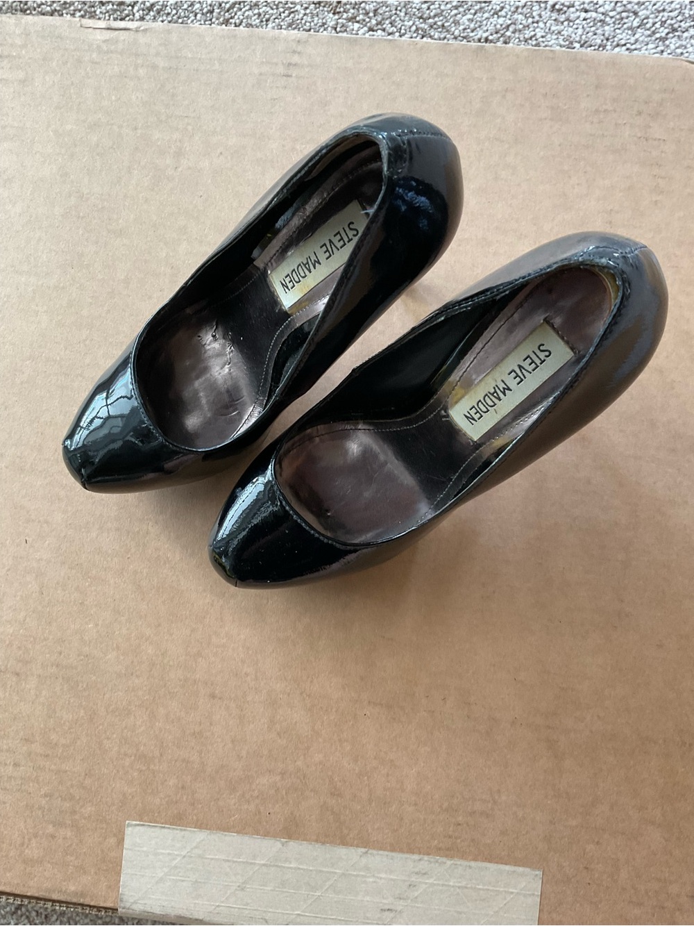 Steve Madden Black Patent Pumps